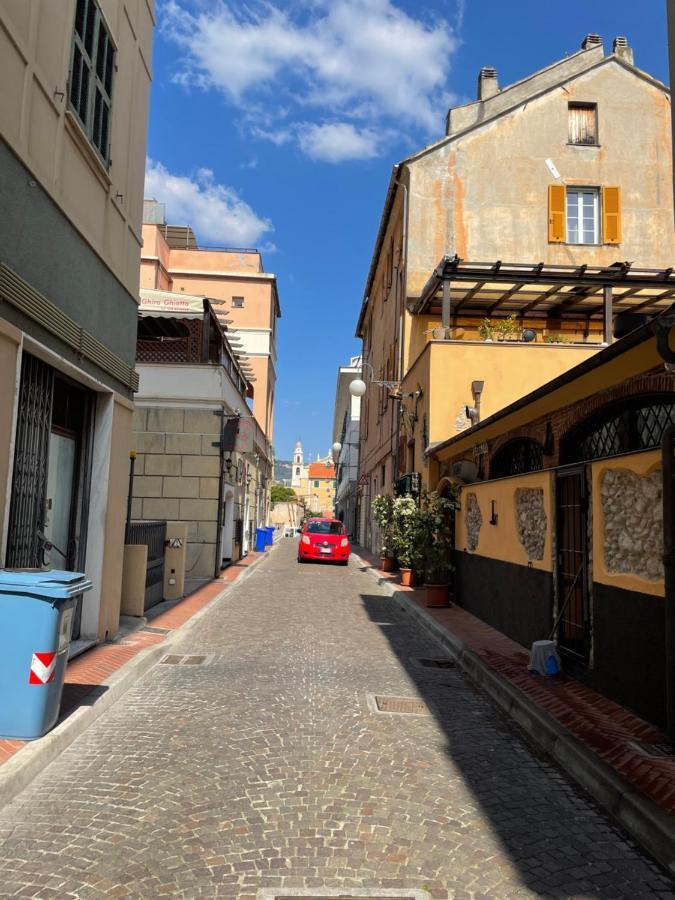 Appartamento Stella Marina In Pieno Centro Di Pietra Ligure Sulla Passeggiata E A Un Passo Dal Mare エクステリア 写真
